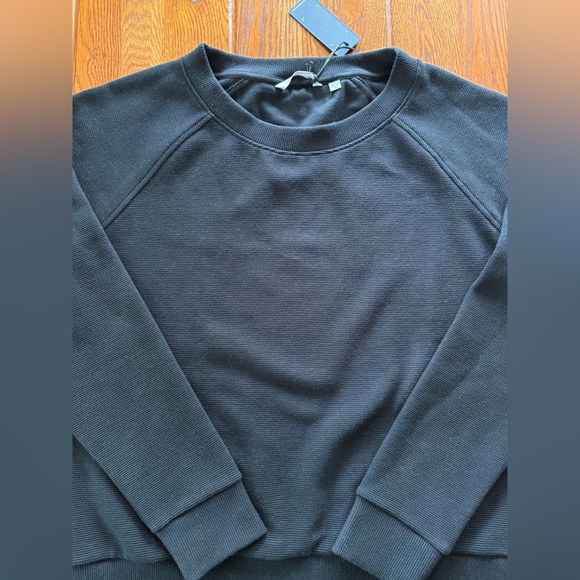 🆕 Straight Down Delia Sweatshirt - Black - Picture 3 of 8